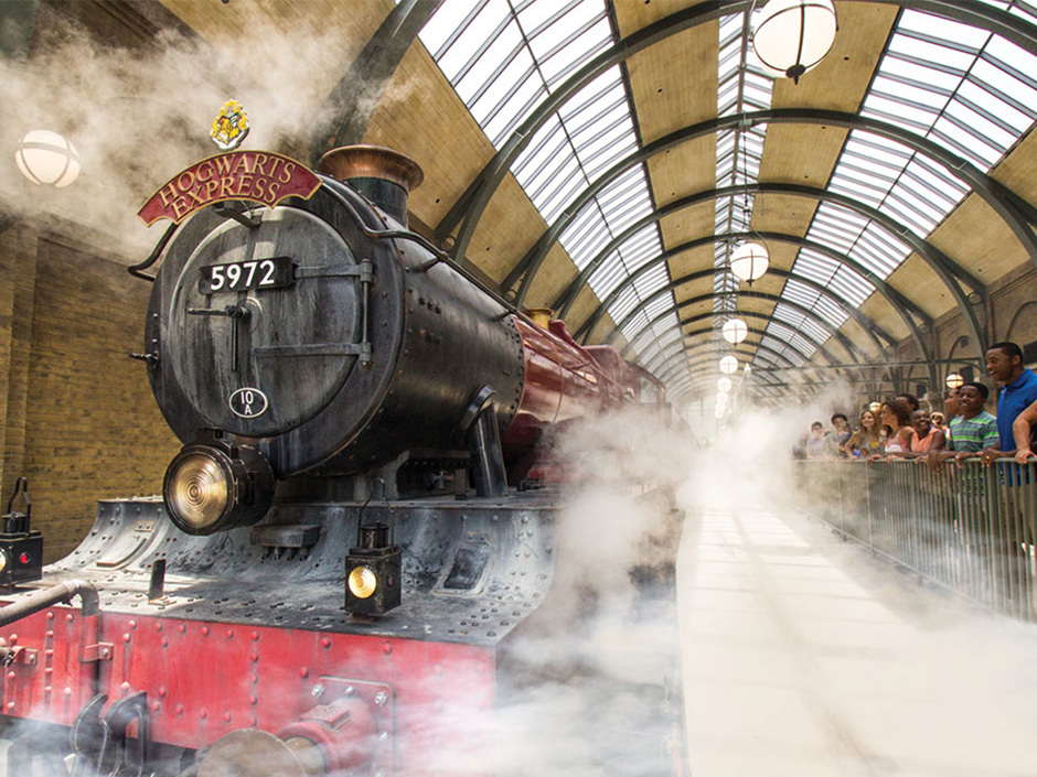 Hogwarts-Express-in-The-Wizarding-World-of-Harry-Potter